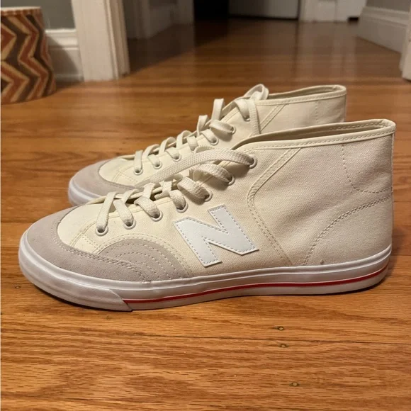 Never worn New Balance NM213 Pro Court Shoe - Picture 4 of 9